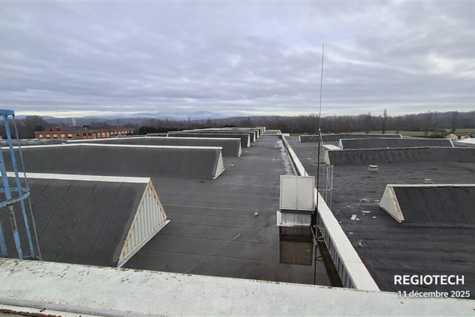 Toiture sheds industrielle 11000m² - Repérage amiante avant travaux REGIOTECH